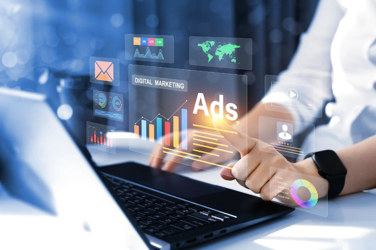 Publicidad en redes sociales para empresas malagueñas: estrategias por sector que realmente funcionan